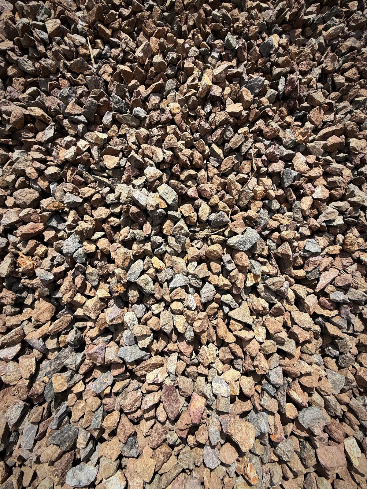 Drainage gravel pile
